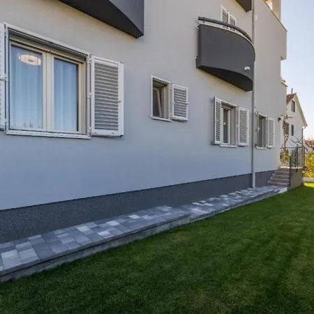 Perla Charming No1 Apartman Kaštela